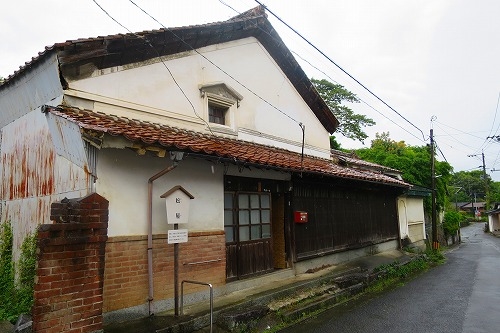 雨の筑前内野宿は長崎街道の宿場町