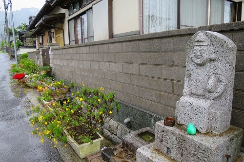 雨の筑前内野宿は長崎街道の宿場町