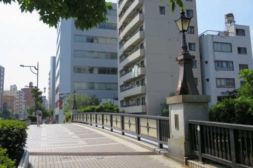 富岡八幡宮と門前仲町の昭和の街を散歩