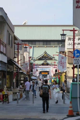 富岡八幡宮と門前仲町の昭和の街を散歩