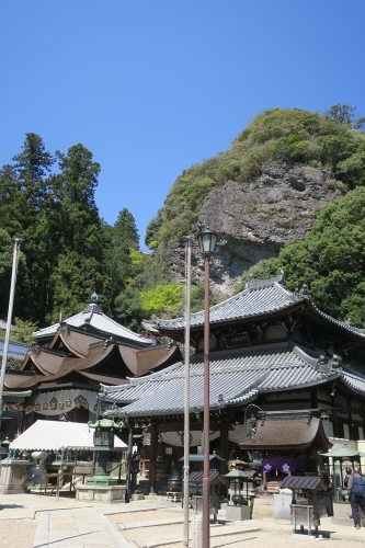 生駒を散歩|門前町生駒を散歩とおいしい上等カレーカツチーズのせ