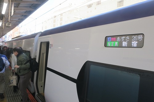塩尻駅を散歩|あずさ○号からの風景と老舗の映画館東座と塩尻グルメ