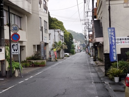 志布志を散歩|洋館の旧東郷医院と志布志銀座の美味しい焼き鳥屋さん