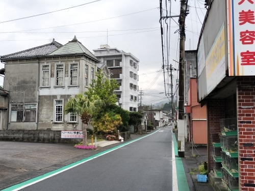 志布志を散歩|洋館の旧東郷医院と志布志銀座の美味しい焼き鳥屋さん