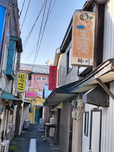 OUbRn̊XO̓Vb^[A[g̊Xł̂