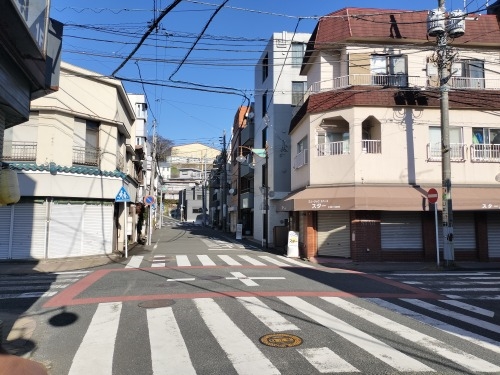 横浜駅西口を散歩|反町駅から線路跡を散歩しながら東神奈川駅へ散歩