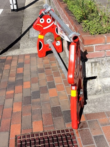 ��Â��U���b