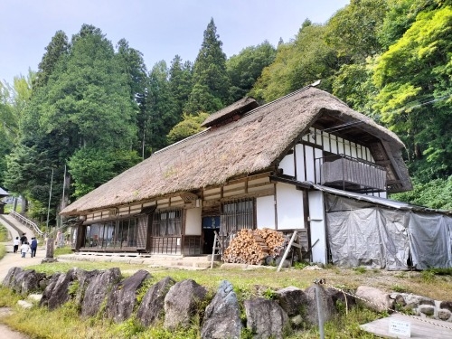 大内宿を散歩|蕎麦がきはなかなかたべられないのよがっつり食べたぞ