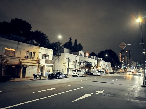 ��O�������U���b��̐����ʂ�ɂ͖ʔ������z����Ƃ̂炭�냍�[�h