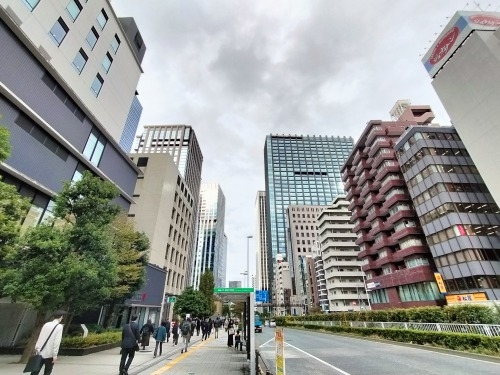 �V����w���U���b�C������Ɛ�c���Y����w�n���S�ɏ���āx�����