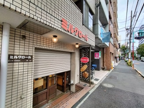 �V����w���U���b�C������Ɛ�c���Y����w�n���S�ɏ���āx�����