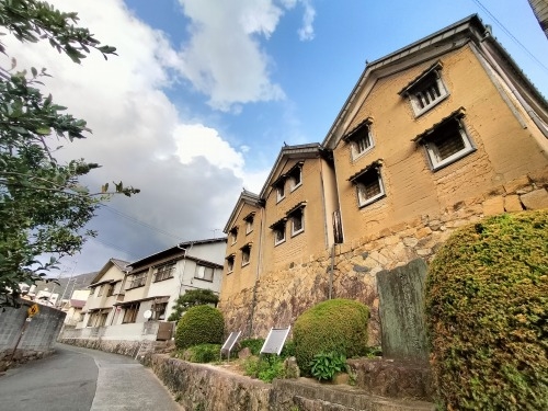 �����U���b�f��@�w���̐��E�̕Ћ��Ɂx�ɂłĂ�����̊X���݂��U����