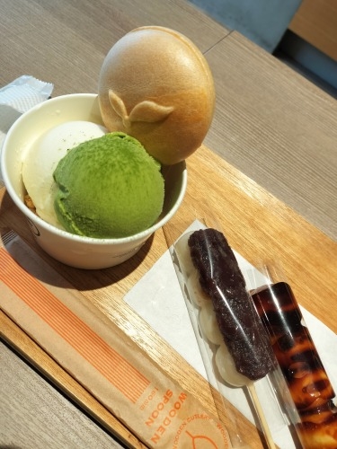 �����U���b�f��@�w���̐��E�̕Ћ��Ɂx�ɂłĂ�����̊X���݂��U����