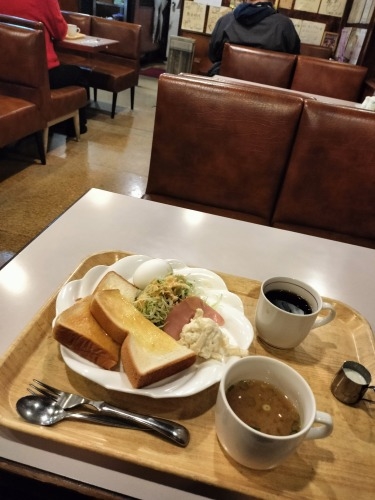 �����U��