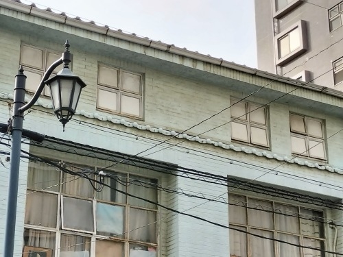 �����U��