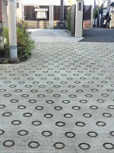 高田馬場から散歩|馬場から夏目漱石晩年に生活した場所と関孝和墓所