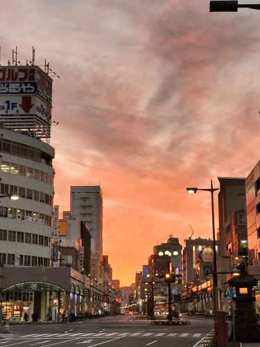 天文館を散歩|老舗山形屋と夕暮れに染まる桜島をみて黒豚とんかつ