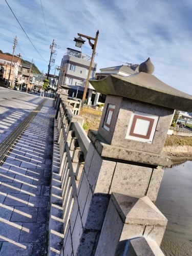 �ɏW�@���U���b���Ë`�O�̏鉺���ƗL�n�V���̕�ɂ��Q������Ă݂�