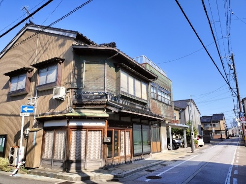 金谷本町を散歩|鋳物師の街と石畳・千本格子は美しい風景だと思った