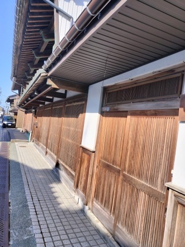 金谷本町を散歩|鋳物師の街と石畳・千本格子は美しい風景だと思った