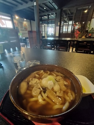 �������U���b