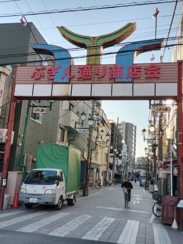 �n���U���b���R���̏h�꒬�n�h���U���E�n�w���珺�a�̏��X�X���X�e�L