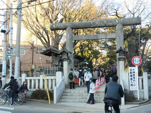 �D�����U���b�D���w�쑤�̘H�n�U���Ɛ����s���Y���Ă��̐����s���Y��