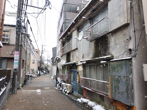 水道橋から散歩|雪降る路地散歩・文豪が住んだ街本郷はどんな街か?