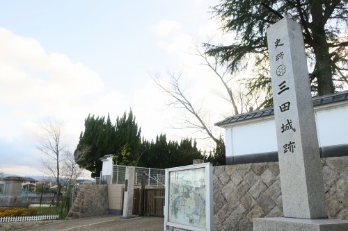 三田を散歩|鳥羽海賊九鬼氏の城下町とGHQと戦った白洲次郎の物語